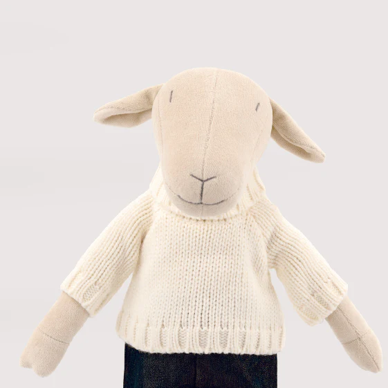 MAIA THE SHEEP - L - Image 3