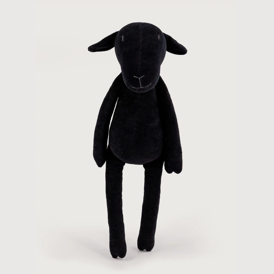 MAIA THE SHEEP - L - Image 6
